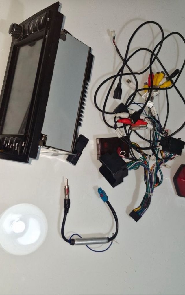 Rádio Android Audi B6 Danificado