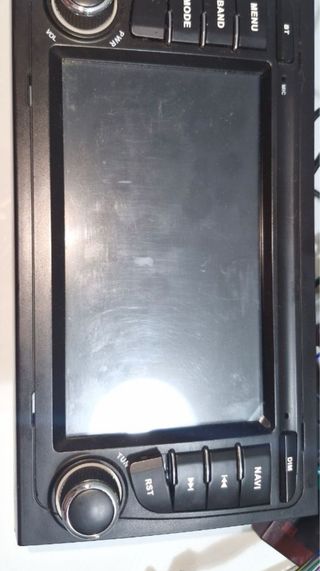 Rádio Android Audi B6 Danificado