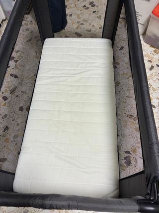 Culla pieghevole nuova