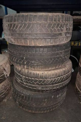 Neumáticos de coche seminuevos