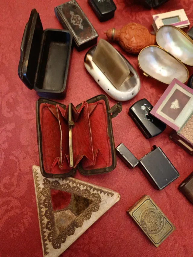 Lote Vintage: Cajitas y Boquilla Cigarro