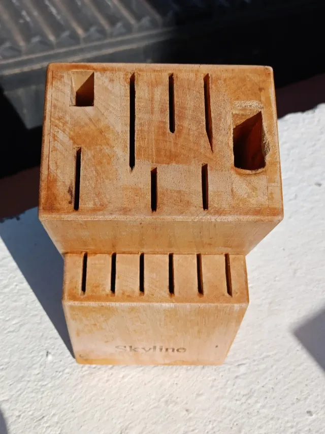 Bloque de madera para 14 cuchillos