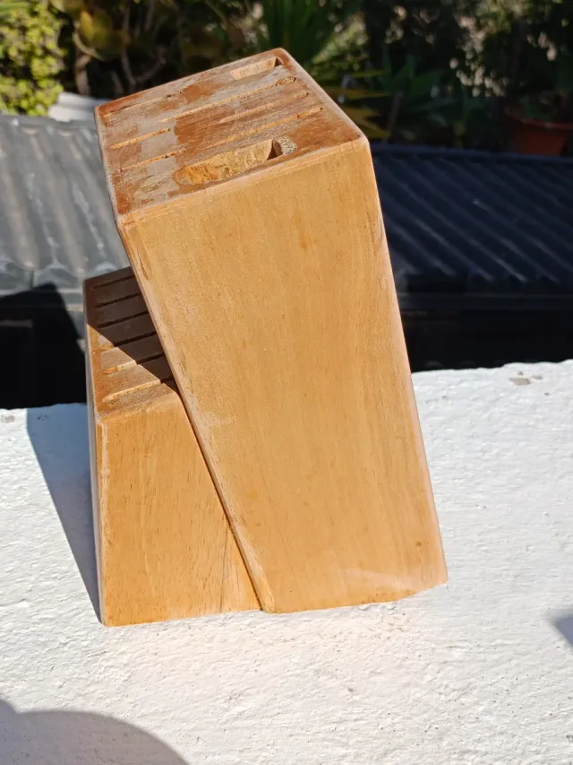 Bloque de madera para 14 cuchillos