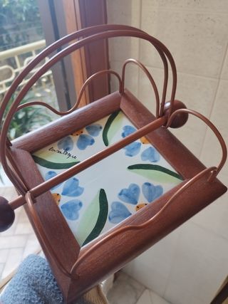 Porta bicchieri e tovaglioli in legno