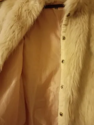 Abrigo niña H&M beige peludo talla 9 10