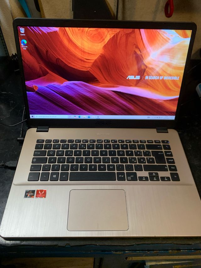 Portatile Asus AMD Ryzen 7 SSD