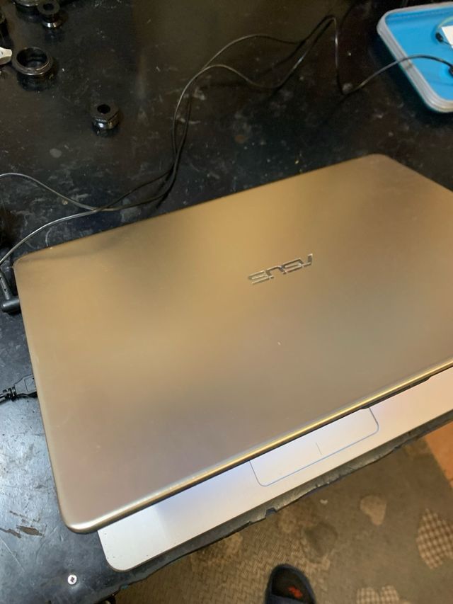 Portatile Asus AMD Ryzen 7 SSD