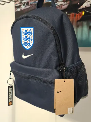 Mochila Nike 11 litros