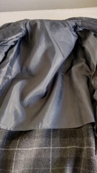 Abrigo parka negro Núñez de Arenas.