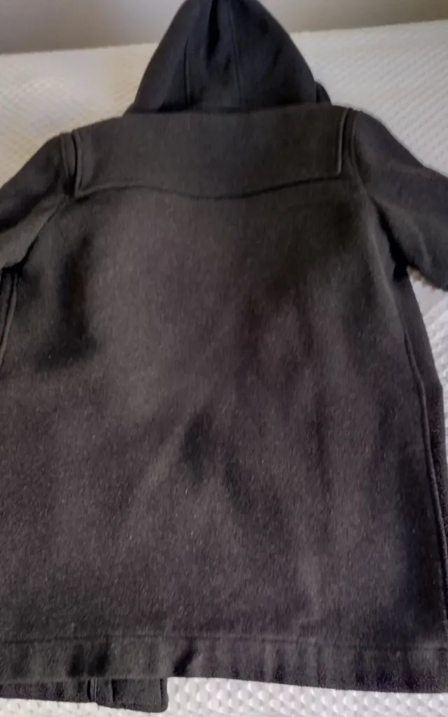 Abrigo parka negro Núñez de Arenas.