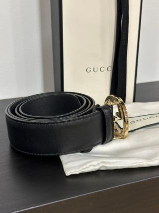 Cinturón Gucci Negro y Dorado