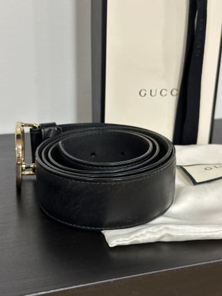 Cinturón Gucci Negro y Dorado