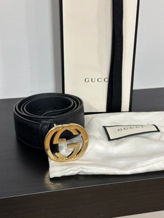 Cinturón Gucci Negro y Dorado