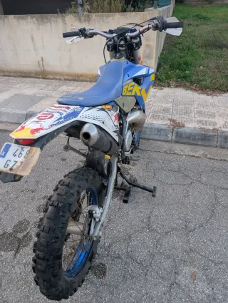 Husaberg TE 300 2T
