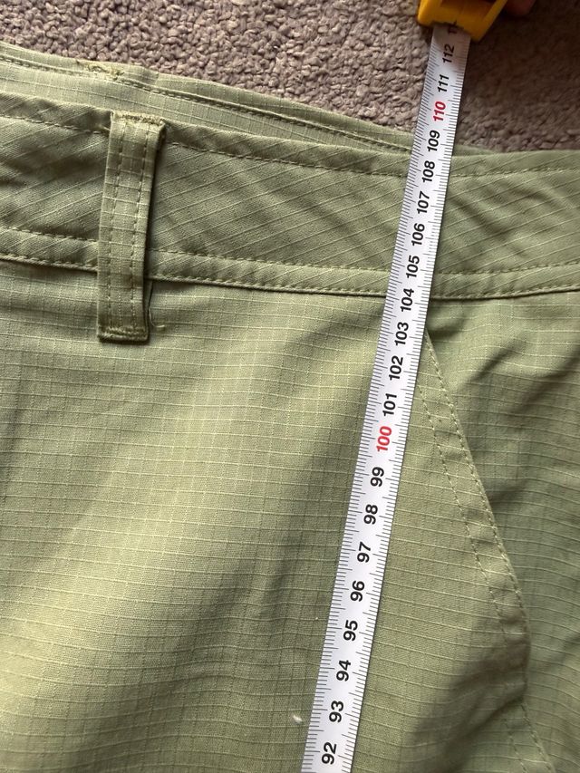 Pantalón técnico cargo Nike verde talla 30/32 (M)