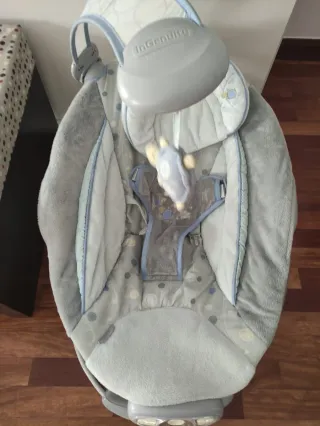 Hamaca para bebé con música y movimiento