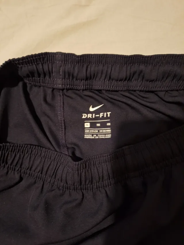 Pantalón corto F.C Barcelona niños 13-15 años XL