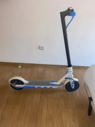 Patinete Eléctrico Xiaomi M365 Blanco
