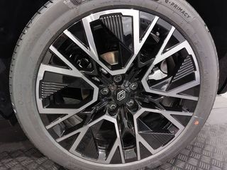 Renault Austral Austral 1.2 full hybrid e-tech Esprit Alpine 146kW Esprit Alpine