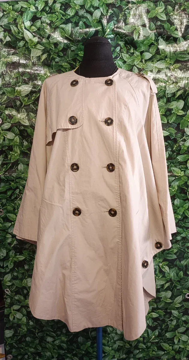 Capa H&M beige talla única nueva