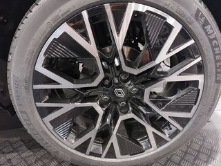 Renault Austral Austral 1.2 full hybrid e-tech Esprit Alpine 146kW Esprit Alpine