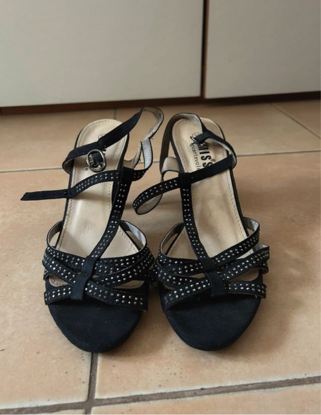 Scarpe con tacco N.38 nere con brillantini