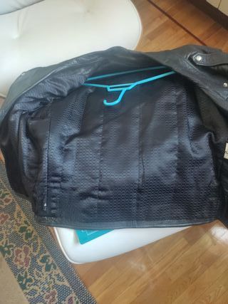 Cazadora cuero hombre