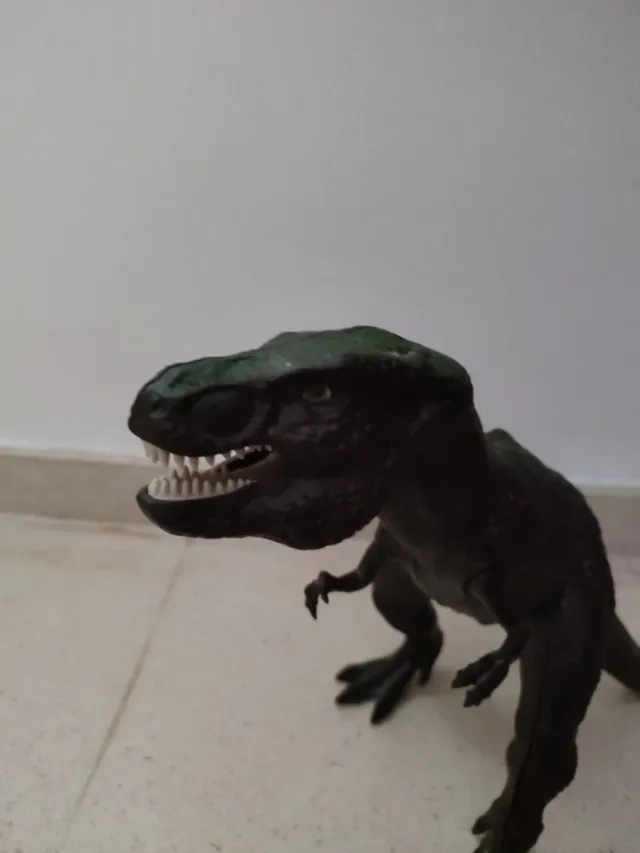 Figura Dinosaurio T-Rex