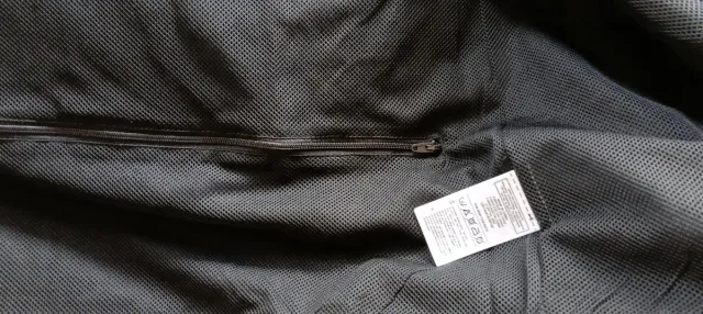 Chaqueta Adidas AC Milan Negra Roja