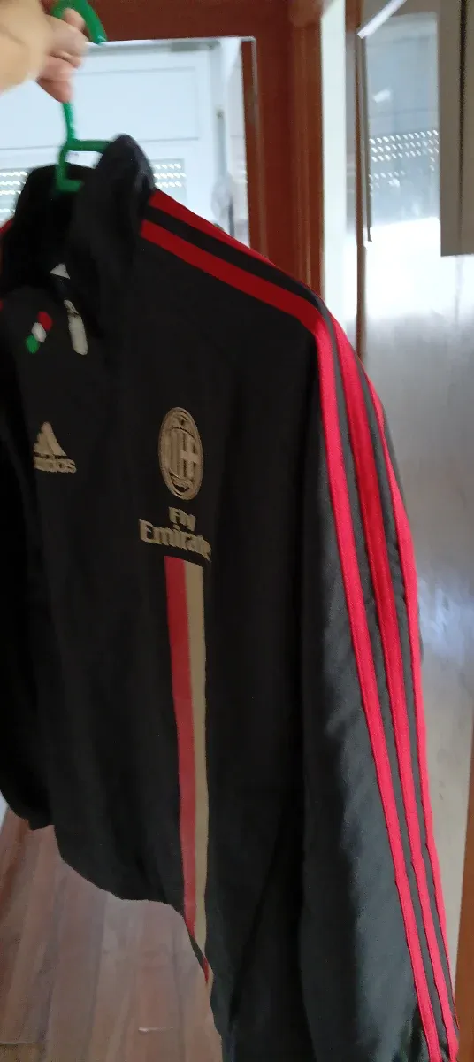 Chaqueta Adidas AC Milan Negra Roja