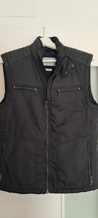 Chaleco Zara Talla S Negro