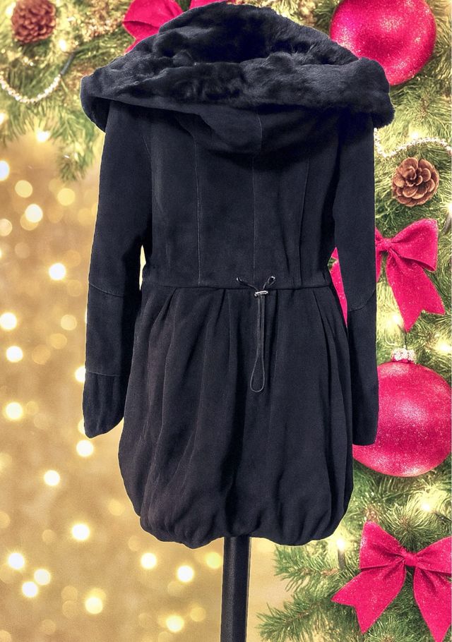 Cappotto vintage montone nero con cappuccio