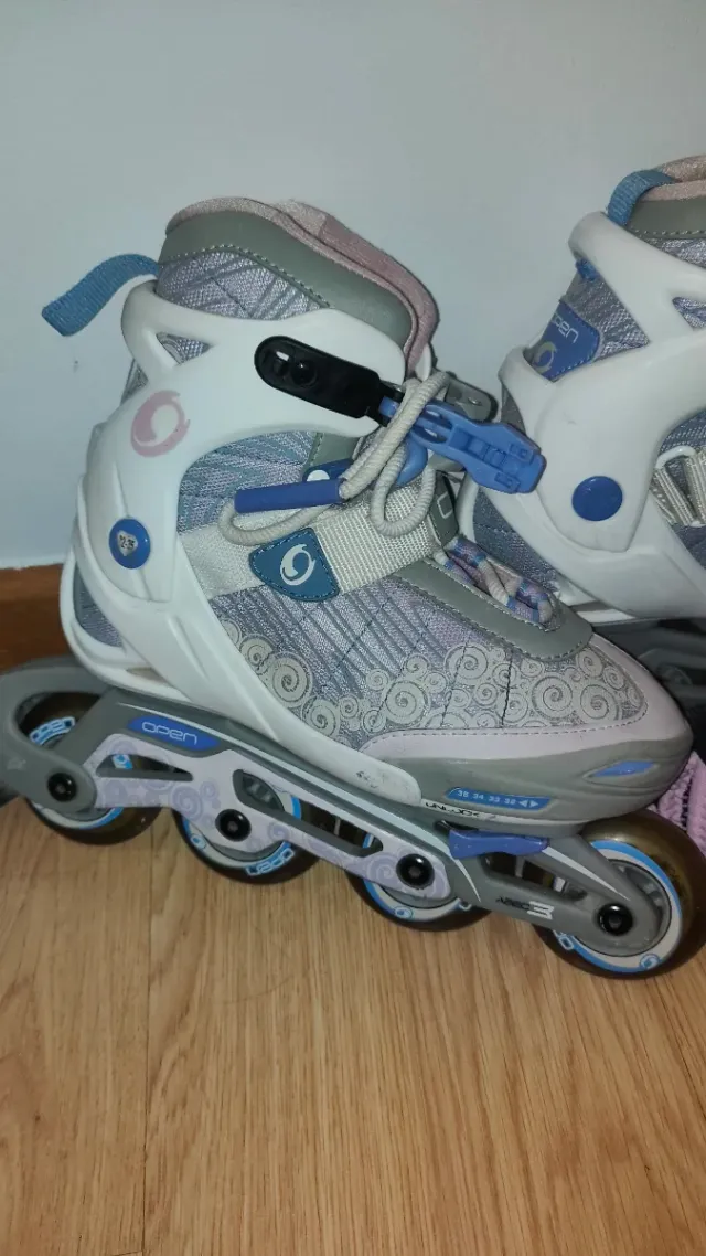 Patines en línea T.32-35 y accesorios