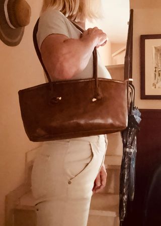 Bolso piel sintética marrón