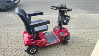 Scooter eléctrico Invacare Leo Rojo