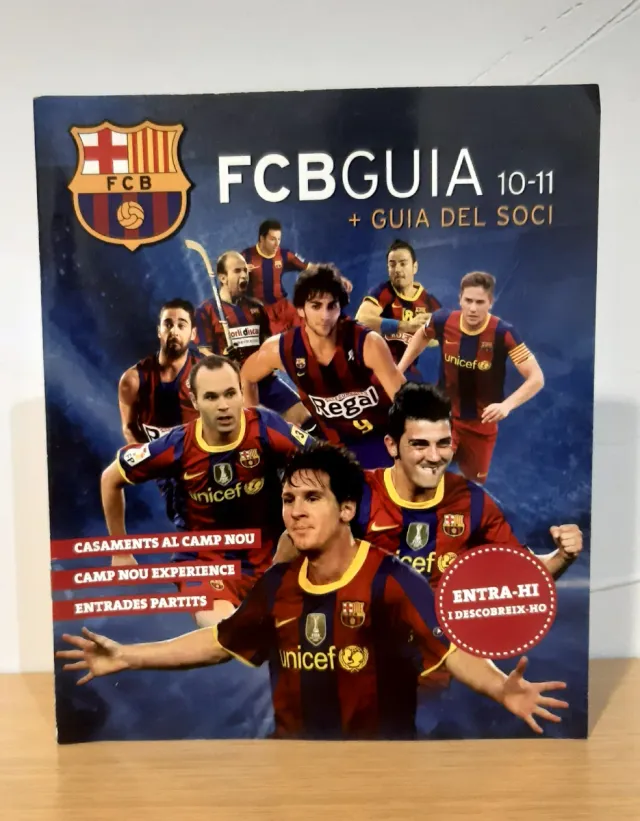 FCB GUIA 2010-2011 + GUIA DEL SOCI
