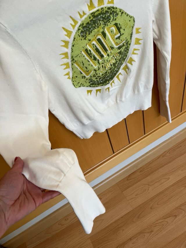 Jersey Desigual con lentejuelas limón