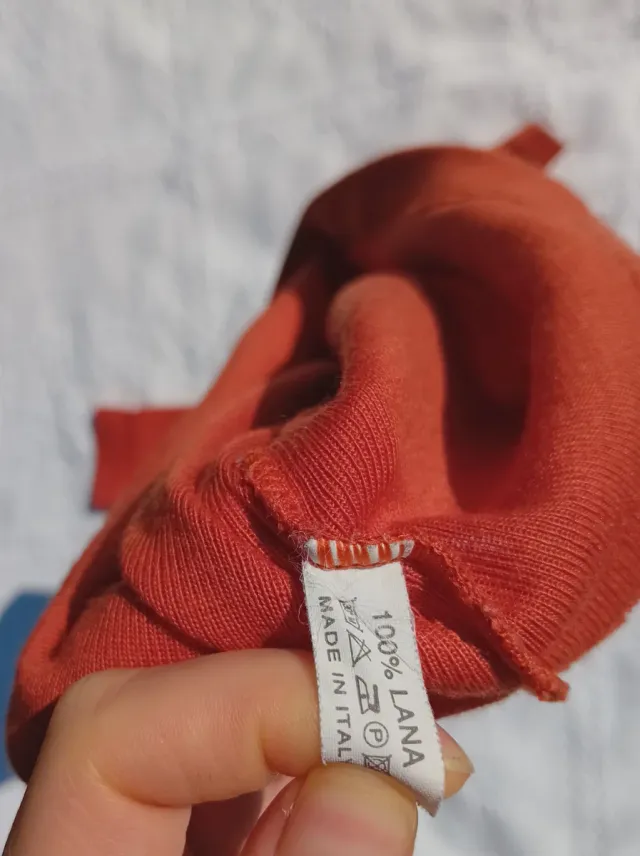 Maglia di lana a maniche lunghe color ruggine