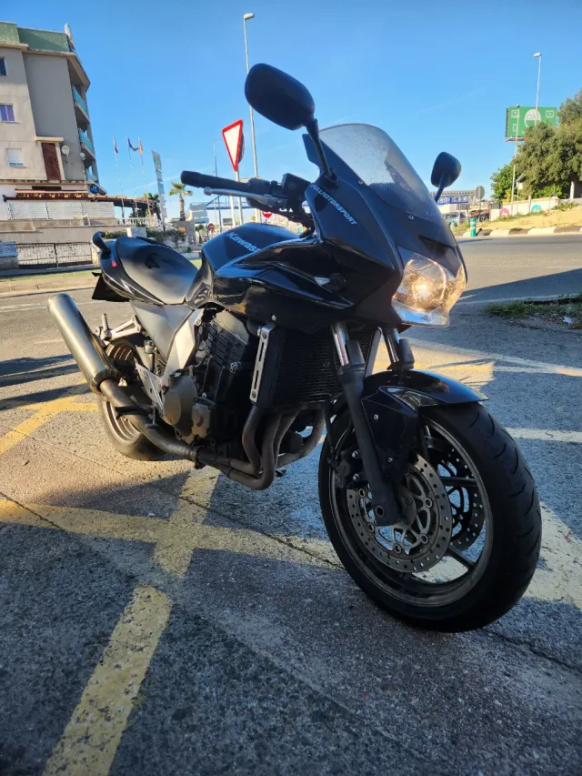Kawasaki z750s