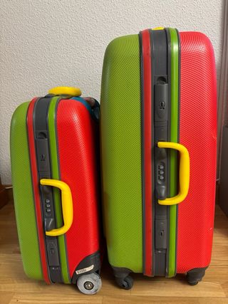 2 Maletas Rígidas Benetton Verdes con Ruedas