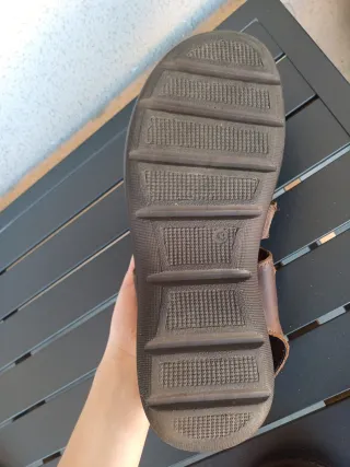 Sandalias de hombre marrones