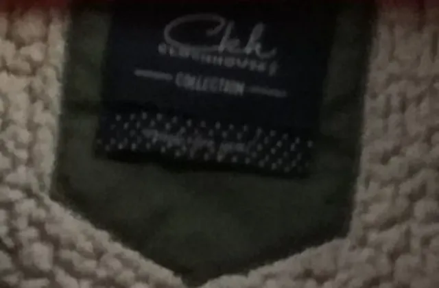 ABRIGO IMPERMEABLE VERDE OLIVA CON SHERPA BLANCO