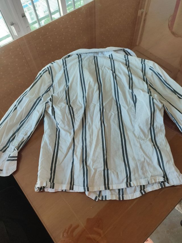 Camisa Mango Rayas Blancas y Negras