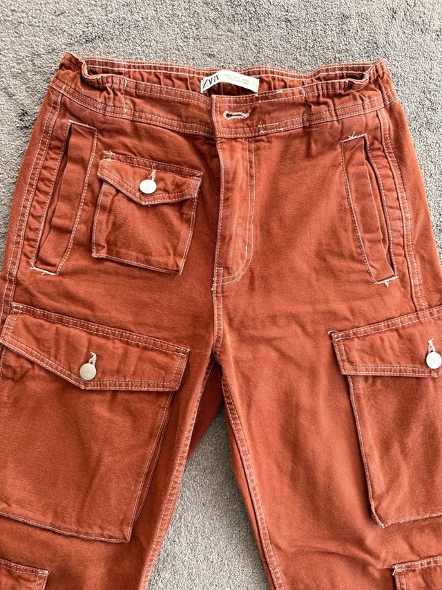 Pantalones cargo Zara marrones talla S