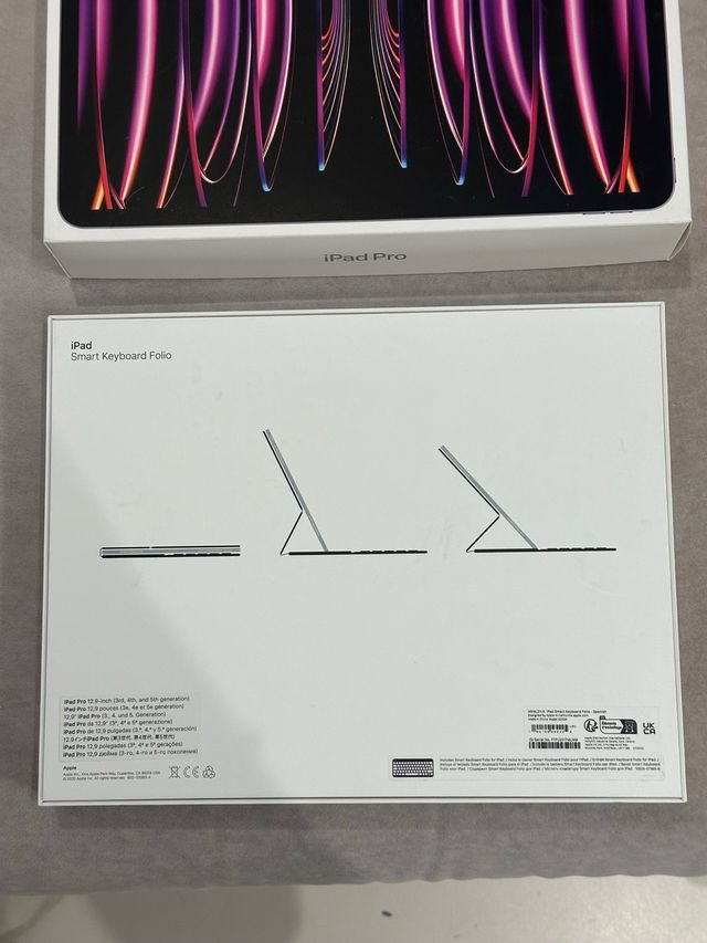 Caja iPad Pro y Smart Keyboard Folio