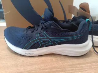 Zapatillas Asics Azul y Turquesa