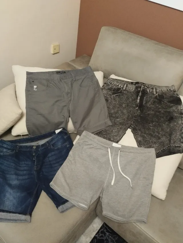 Lote 4 pantalones cortos