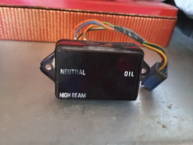 Indicador Suzuki GSX-R Neutral/Oil/High Beam