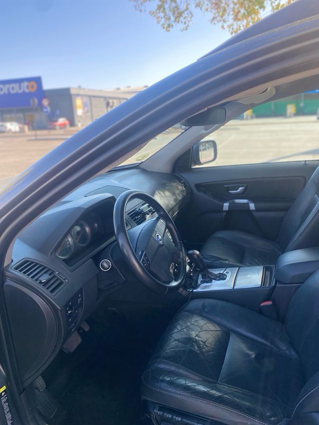 Volvo XC90 2009