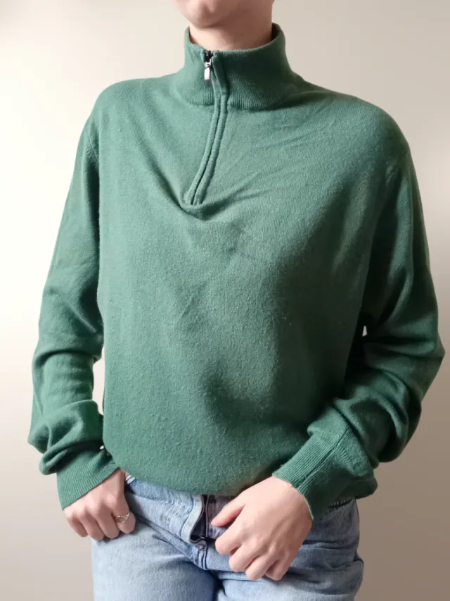 Pullover verde mare scuro con zip e collo alto